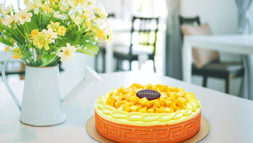 Mango Mousse Cake