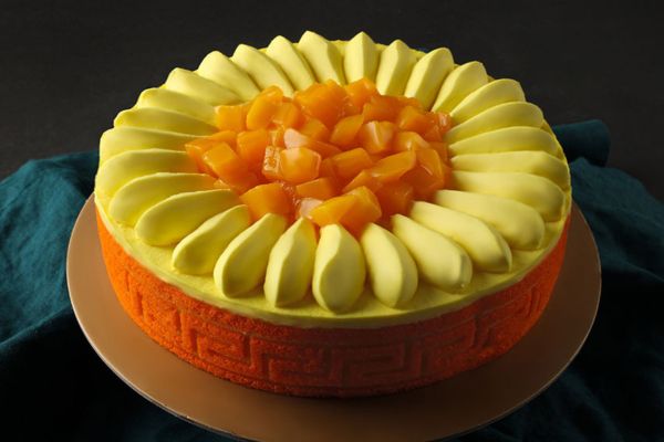 Mango Mousse Cake